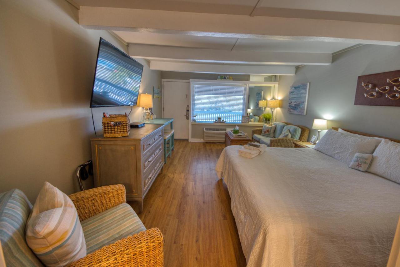 Waterway View Studio 2 W/ Pool, 1 Mile To Wrightsville Beach Wilmington Extérieur photo